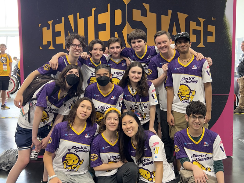 Group photo of the team on the last day of competition.